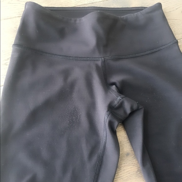 💝LULULEMON Wunder Under Leggings Size 2 Black - Picture 2 of 3
